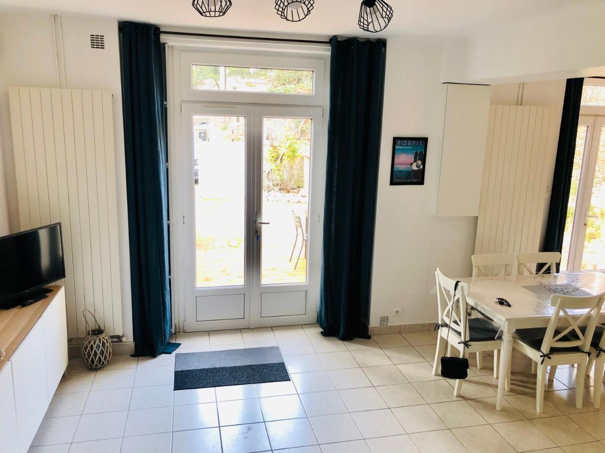 Maison Avec Terrasse A 50 M De La *