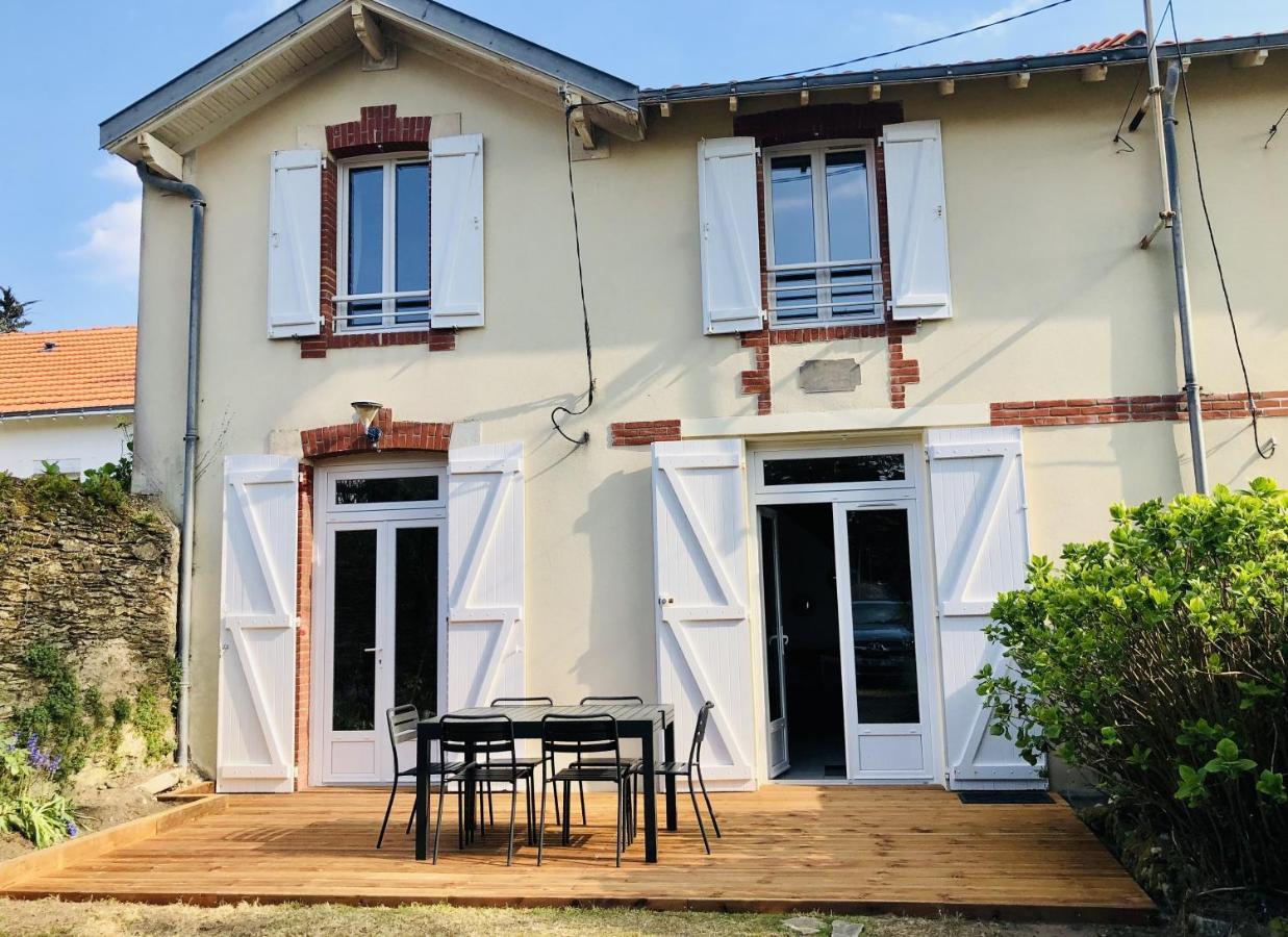 Maison Avec Terrasse à 50 M De La